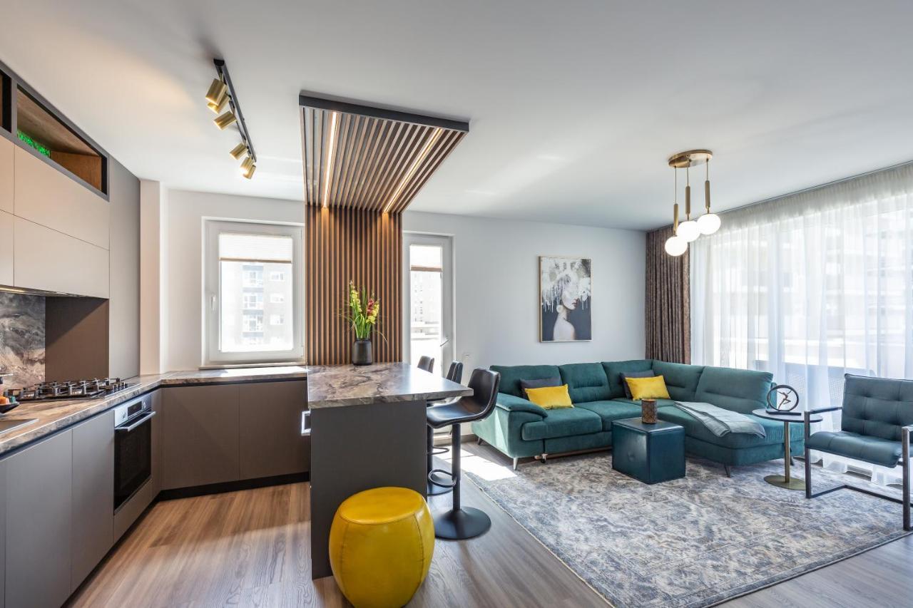 Apartament Urban Plaza Mountain View Luxury Retreat *