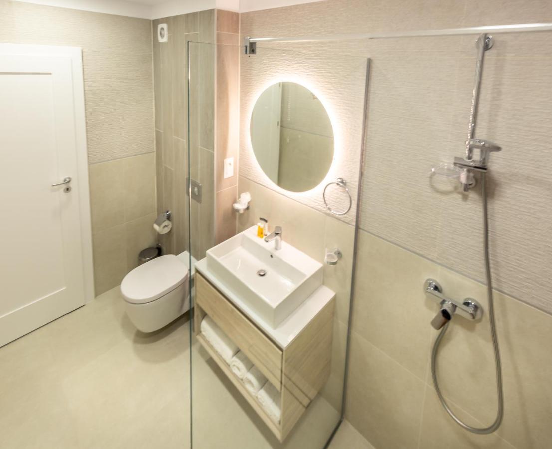 Urban Plaza Mountain View Luxury Retreat Apartament *