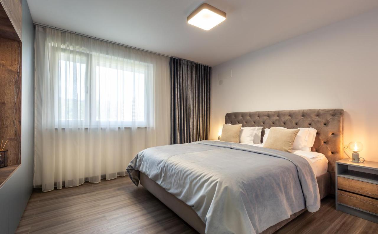 Urban Plaza Mountain View Luxury Retreat Brașov